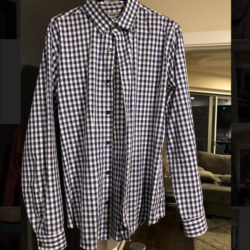 Men’s express fitted long sleeve dress shirt